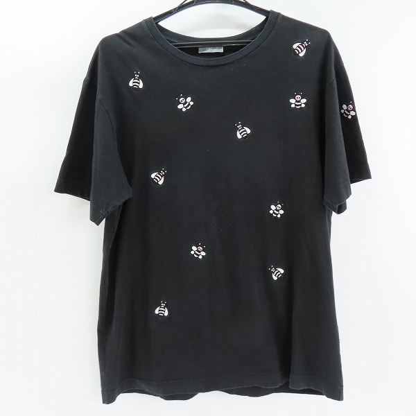 実際に弊社で買取させて頂いたDior HOMME ×KAWS/ディオールオム×カウズ マルチビー刺繍 Tシャツ 923J609W5041/M