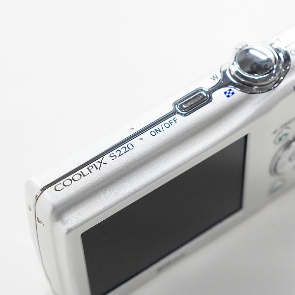 実際に弊社で買取させて頂いたNikon/ニコン COOLPIX S220 クールピクス コンパクトデジタルカメラ 動作未確認の画像 3枚目