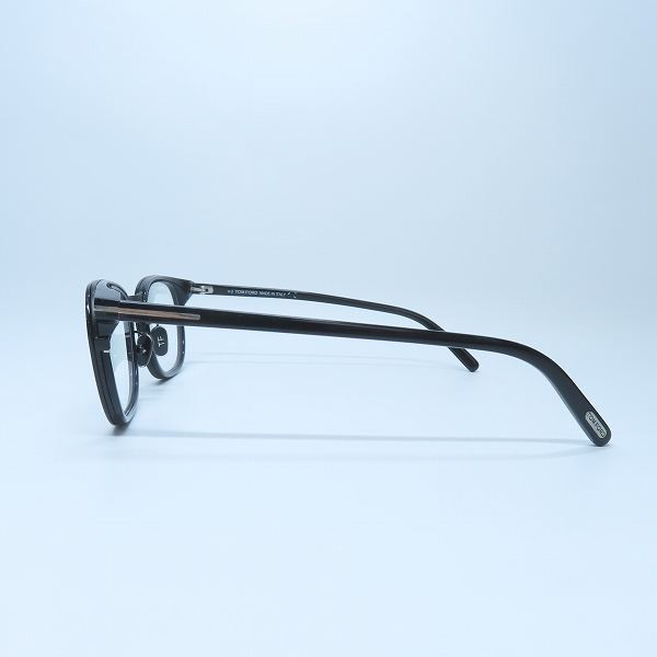 実際に弊社で買取させて頂いたTOM FORD/トムフォード メガネフレーム アイウェア 眼鏡 TF5785-D-B 005の画像 1枚目