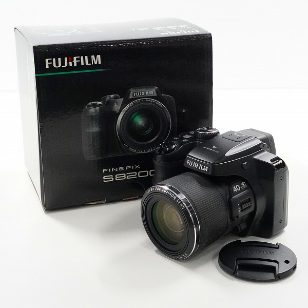実際に弊社で買取させて頂いたFUJIFILM/富士フィルム FINEPIX S8200 コンパクトデジタルカメラ 動作確認済み
