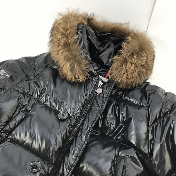 実際に弊社で買取させて頂いたMONCLER/モンクレール BULGARE ファーフード付 ダウンジャケット 41327/91/68950/4の画像 6枚目