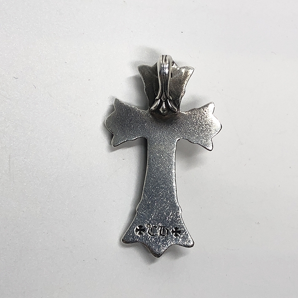 実際に弊社で買取させて頂いたCHROME HEARTS/クロムハーツ ダブルCHクロス ペンダント スモールの画像 1枚目
