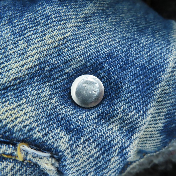 実際に弊社で買取させて頂いたLEVI'S/リーバイス USA製/ボタン裏刻印715 裏ブランケットジージャン/デニムジャケット 70506-0316/54の画像 6枚目