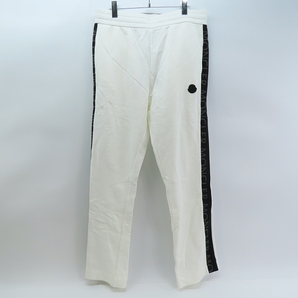 実際に弊社で買取させて頂いた【JPタグ】MONCLER/モンクレール 22SS リフレクターロゴ スウェット パンツ H10918H00014 L