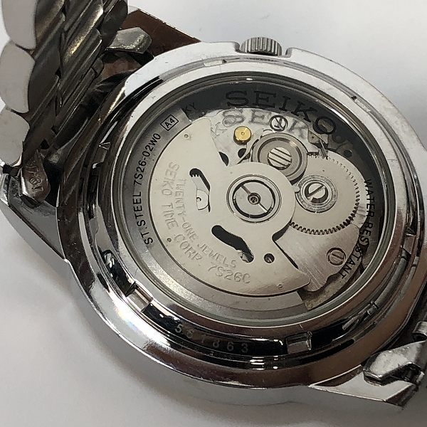 実際に弊社で買取させて頂いたSEIKO5/セイコーファイブ 裏スケ スケルトン 自動巻き 腕時計 7S26-02W0の画像 4枚目