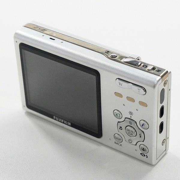 実際に弊社で買取させて頂いたFUJIFILM/富士フィルム FINEPIX Z5 fd コンパクトデジタルカメラの画像 3枚目