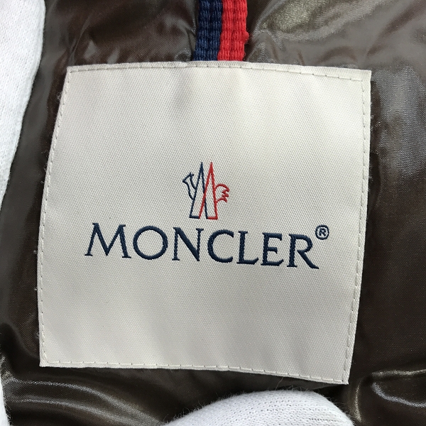 実際に弊社で買取させて頂いた【JPタグ】MONCLER/モンクレール MAYA/マヤ ダウンジャケット レッド D20914036605 68950/1の画像 2枚目