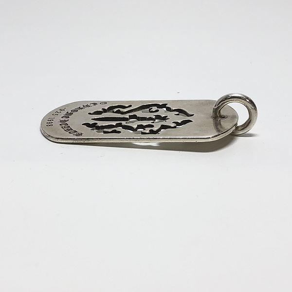 実際に弊社で買取させて頂いたCHROME HEARTS/クロムハーツ カットアウトダガー ドッグタグ/ペンダントトップの画像 2枚目