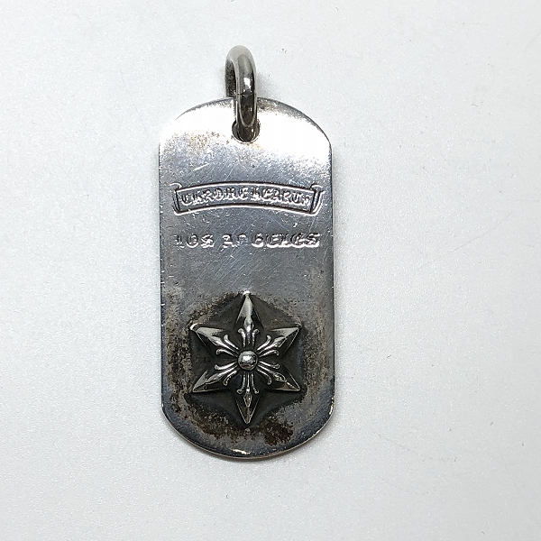 実際に弊社で買取させて頂いた【ギャラ有】CHROME HEARTS/クロムハーツ レイズドスター ドッグタグ/ペンダント LA/ロサンゼルス限定の画像 1枚目