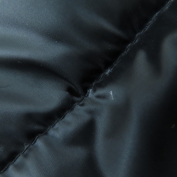 実際に弊社で買取させて頂いたMONCLER/モンクレール LABURNUM GIUBBOTTO/ラバーナム ダウンジャケット C20934998900 57869/3の画像 7枚目