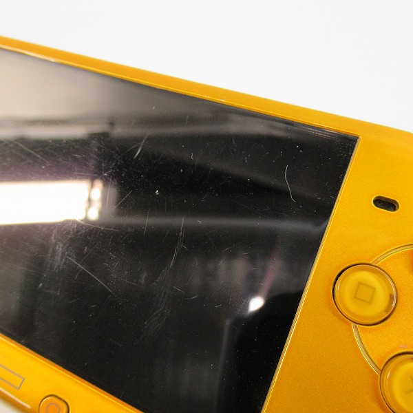 実際に弊社で買取させて頂いたSONY/ソニー PSP/プレイステーションポータブル 本体 PSP-3000 ブライト・イエロー【簡易動作確認済】の画像 8枚目