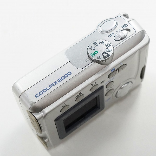 実際に弊社で買取させて頂いたNikon/ニコン E2000 COOLPIX 2000 クールピクス コンパクトデジタルカメラ 通電確認済みの画像 3枚目