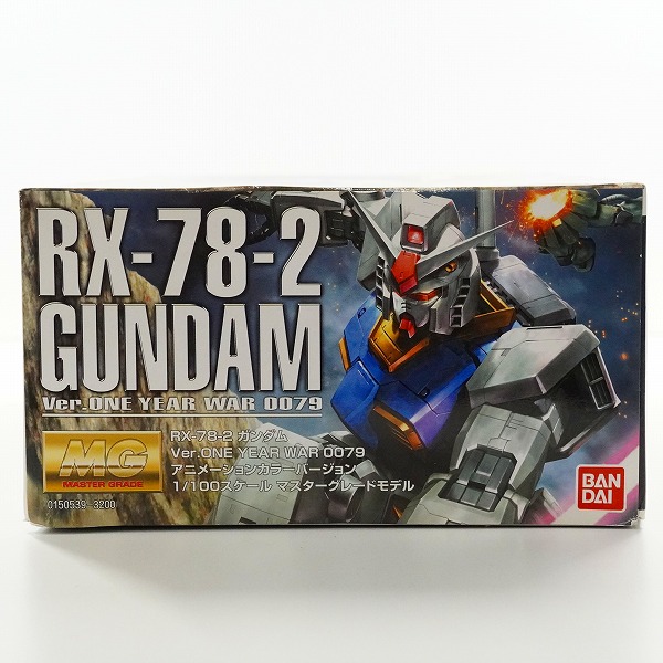 実際に弊社で買取させて頂いた【未組立】BANDAI/バンダイ 機動戦士ガンダム MG RX-78-2 ver.ONE YEAR WAR 0079 1/100 アニメーションカラーバージョンの画像 4枚目