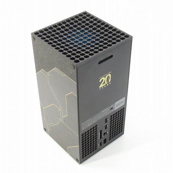 実際に弊社で買取させて頂いたMicrosoft/マイクロソフト Xbox Series X Halo Infinite リミテッド エディション 限定版/SSD 1TB 本体【簡易動作確認済】の画像 2枚目