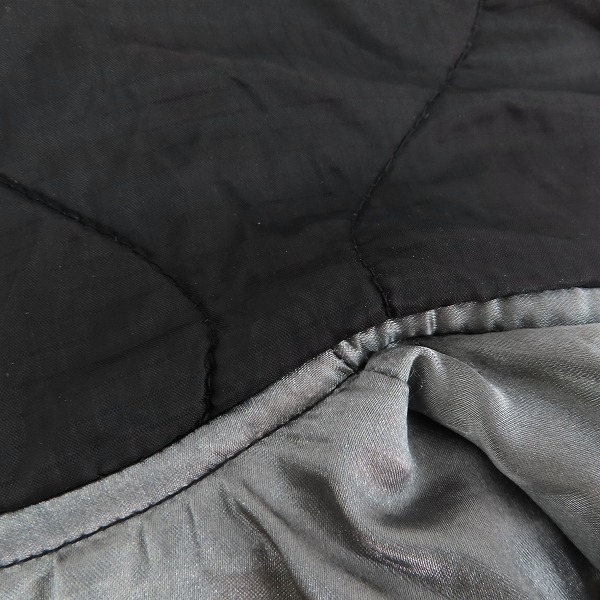 実際に弊社で買取させて頂いたALPHA INDUSTRIES/アルファ インダストリーズ 中綿 スーベニアジャケット TA1184-001/Lの画像 6枚目