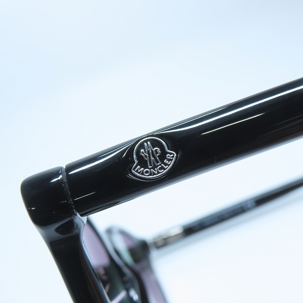 実際に弊社で買取させて頂いたMONCLER/モンクレール 度入り サングラス/メガネフレーム ML5002-001の画像 7枚目