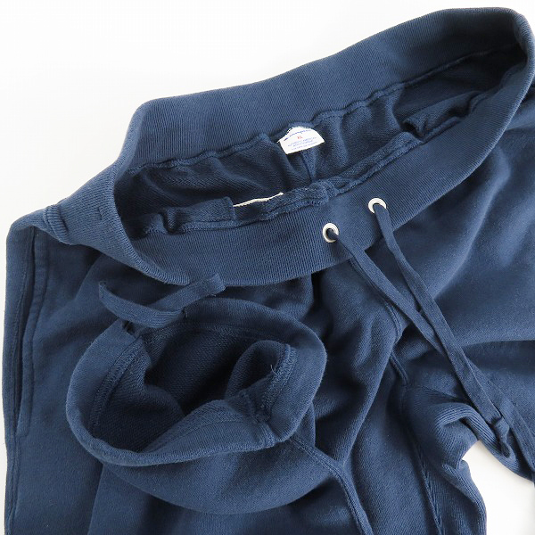 実際に弊社で買取させて頂いた【未使用】Champion/チャンピオン ワッペン刺繍 スウェットパンツ C8-Y207/XLの画像 2枚目