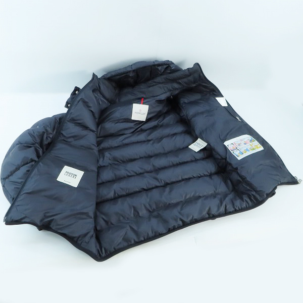 実際に弊社で買取させて頂いた【JPタグ】MONCLER/モンクレール VERTE JACKET ダウンジャケット F20911A20200/4の画像 2枚目