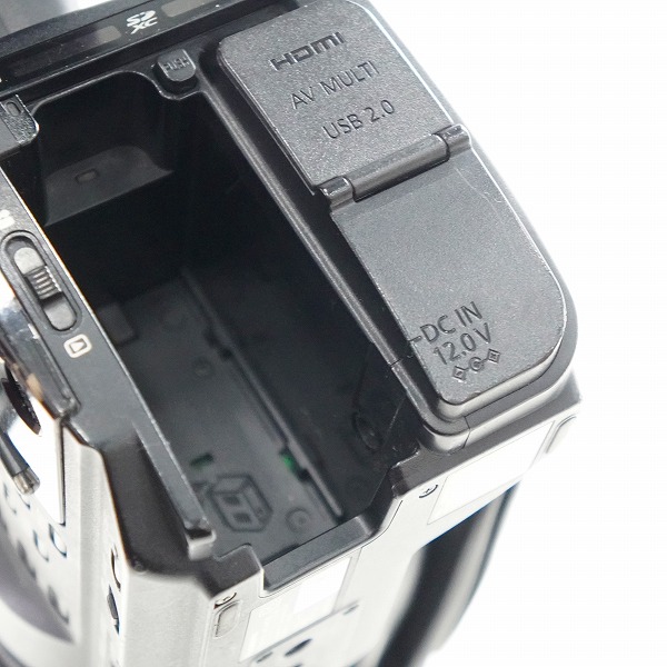 実際に弊社で買取させて頂いた【ジャンク】Panasonic/パナソニック AG-AC90 メモリーカードカメラレコーダー 業務用ビデオカメラの画像 6枚目