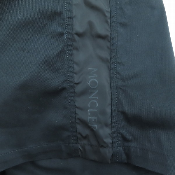 実際に弊社で買取させて頂いた【JPタグ/未使用】MONCLER/モンクレール PANTALONE BERMUDA コットンツイルショートパンツ 48の画像 8枚目