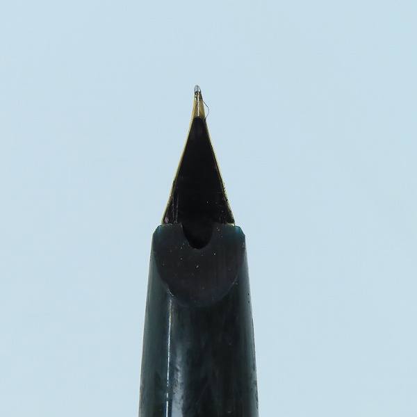 実際に弊社で買取させて頂いたMONTBLANC/モンブラン 万年筆 #121 ペン先750刻印 ダークグリーンの画像 3枚目