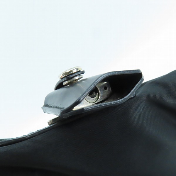 実際に弊社で買取させて頂いたPRADA/プラダ ナイロントートバッグ ブラック  鍵付き の画像 7枚目