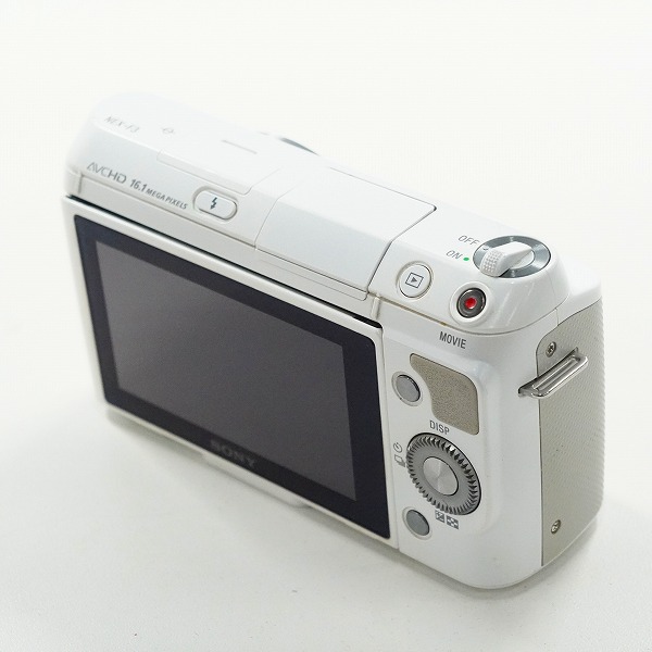 実際に弊社で買取させて頂いたSONY/ソニー α NEX-F3 ミラーレス一眼カメラ デジタルカメラ ボディ 動作確認済みの画像 3枚目