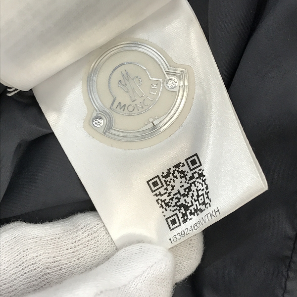 実際に弊社で買取させて頂いた【JPタグ】MONCLER/モンクレール ライアン ジュポット ダウンジャケット C2091413928553227/5の画像 5枚目