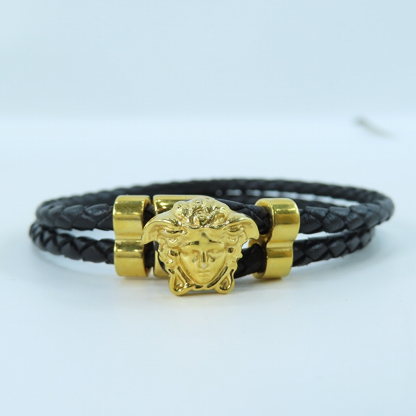 実際に弊社で買取させて頂いたVERSACE/ヴェルサーチ メデューサ ブレイド レザー ブレスレットの画像 1枚目