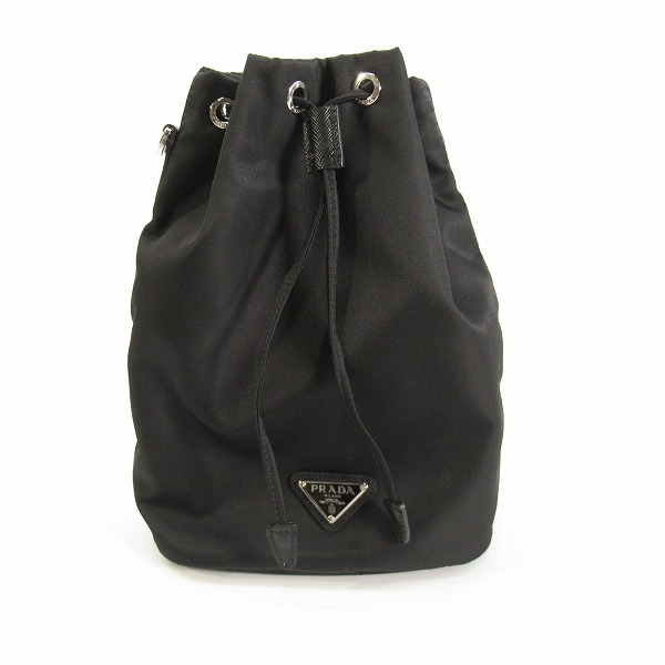 実際に弊社で買取させて頂いたPRADA/プラダ Re-Nylon ナイロンポーチ 巾着