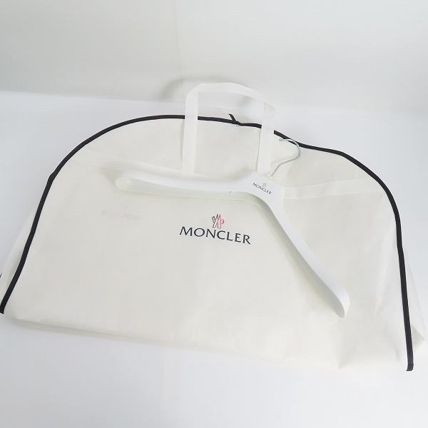 実際に弊社で買取させて頂いた【JPタグ】MONCLER/モンクレール MAYA GIUBBOTTO/マヤ ダウンジャケット I20911A53600 68950/1の画像 9枚目