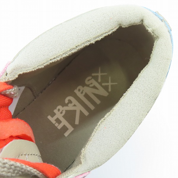 実際に弊社で買取させて頂いた【未使用】NIKE×SACAI×KAWS/ナイキ×サカイ×カウズ BLAZER LOW REED/ブレーザーロー リード DM7901-200/26.5の画像 4枚目
