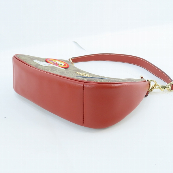 実際に弊社で買取させて頂いたCOACH×PEANUTS/コーチ×ピーナッツ ピーナッツコラボ  スヌーピー ショルダーバッグ CE848の画像 2枚目