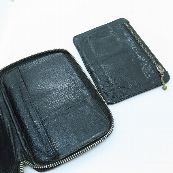 実際に弊社で買取させて頂いたCHROME HEARTS/クロムハーツ BANK ROBBER/バンクローバー 3セメタリークロスパッチ/ラウンドジップウォレットの画像 4枚目