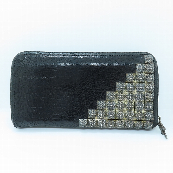 実際に弊社で買取させて頂いたCHROME HEARTS/クロムハーツ ゼロピラミッド スタッズ ガラスレザー ラウンドジップウォレット/長財布 