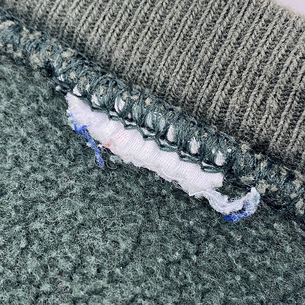 実際に弊社で買取させて頂いたChampion/チャンピオン  90s USA製 REVERSE WEAVE/リバースウィーブ　スウェット/トレーナー/グリーン系の画像 6枚目