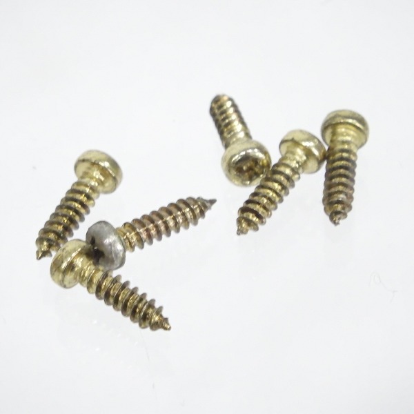 実際に弊社で買取させて頂いたメーカー不明 6連 ギター用 ペグ パーツ ゴールド 日本製の画像 7枚目