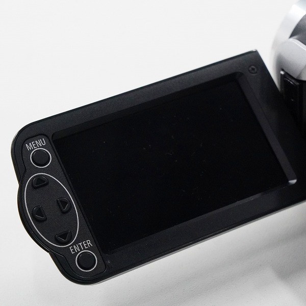 実際に弊社で買取させて頂いたPanasonic/パナソニック HC-V100M デジタルハイビジョンビデオカメラ 動作未確認の画像 6枚目