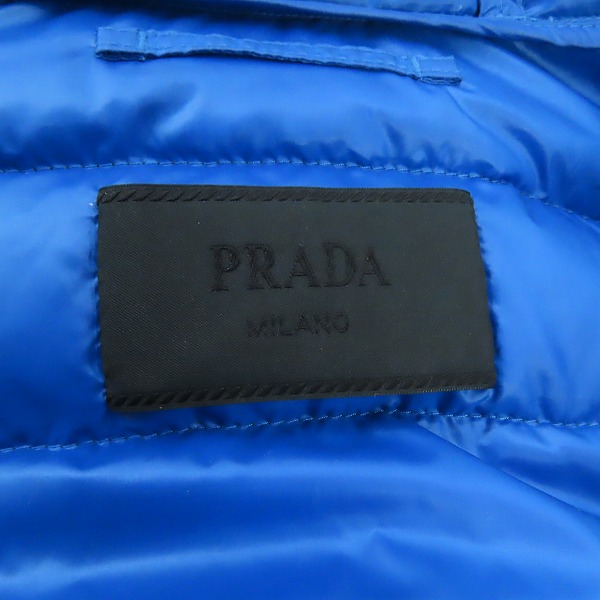実際に弊社で買取させて頂いた【JPタグ】PRADA/プラダ 21AW 三角ロゴプレート ライトダウンジャケット  2022620 SGH032/52の画像 3枚目