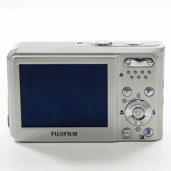 実際に弊社で買取させて頂いたFUJIFILM/富士フィルム FinePix F31fd コンパクトデジタルカメラ 動作未確認の画像 4枚目