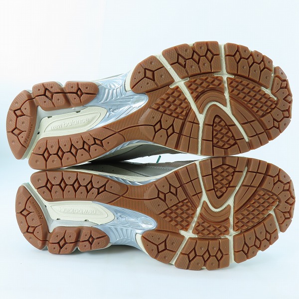 実際に弊社で買取させて頂いたNew Balance×atmos/ニューバランス×アトモス 2002R オアシス スニーカー M2002RAM 27.0の画像 2枚目