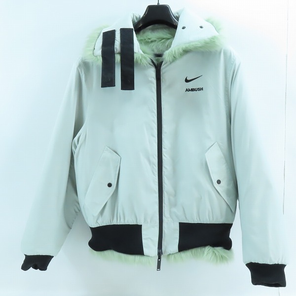 実際に弊社で買取させて頂いたNIKE×AMBUSH/ナイキ×アンブッシュ リバーシブルフェイクファーコート AQ9225-390/Mの画像 2枚目