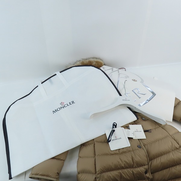 実際に弊社で買取させて頂いた【JPタグ】MONCLER/モンクレール HIRMAFUR イルマファー ロングダウンジャケット I20931C00037 595FE/1 の画像 9枚目