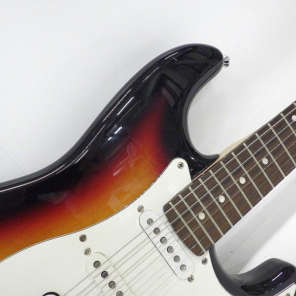 実際に弊社で買取させて頂いた★Fernandes/フェルナンデス ストラトキャスターType SSH エレキギター ソフトケース付の画像 4枚目