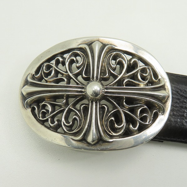 実際に弊社で買取させて頂いたCHROME HEARTS/クロムハーツ クラシックオーバルクロスバックルベルト/32の画像 3枚目