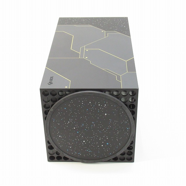 実際に弊社で買取させて頂いたMicrosoft/マイクロソフト Xbox Series X Halo Infinite リミテッド エディション 限定版/SSD 1TB 本体【簡易動作確認済】の画像 3枚目