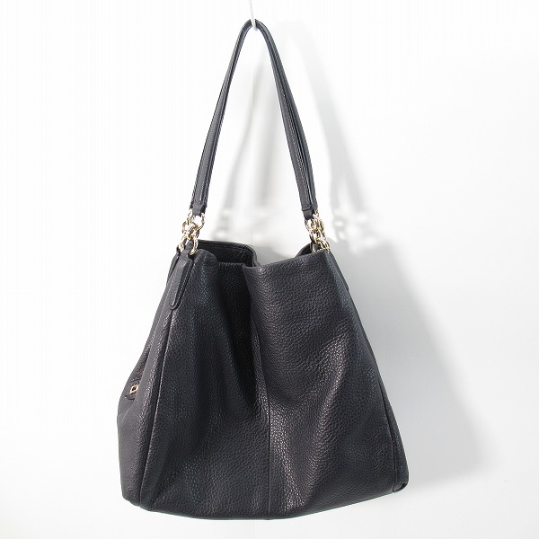 実際に弊社で買取させて頂いたCOACH/コーチ レザー ショルダーバッグ