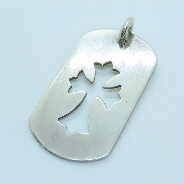 実際に弊社で買取させて頂いたCHROME HEARTS/クロムハーツ カットアウトクロス ドッグタグ