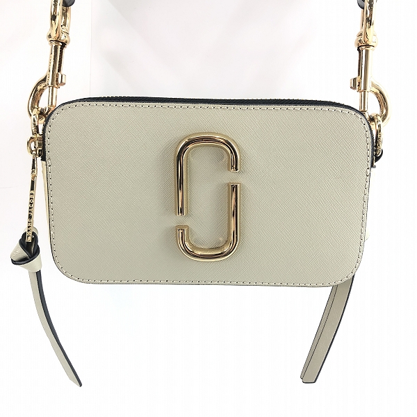実際に弊社で買取させて頂いたMARC JACOBS/マークジェイコブス SNAPSHOT/スナップショット ショルダーバッグ