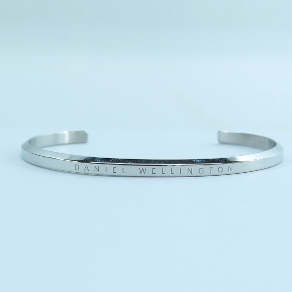 実際に弊社で買取させて頂いたDaniel Wellington/ダニエルウェリントン Classic Cuff バングル/ブレスレットの画像 1枚目